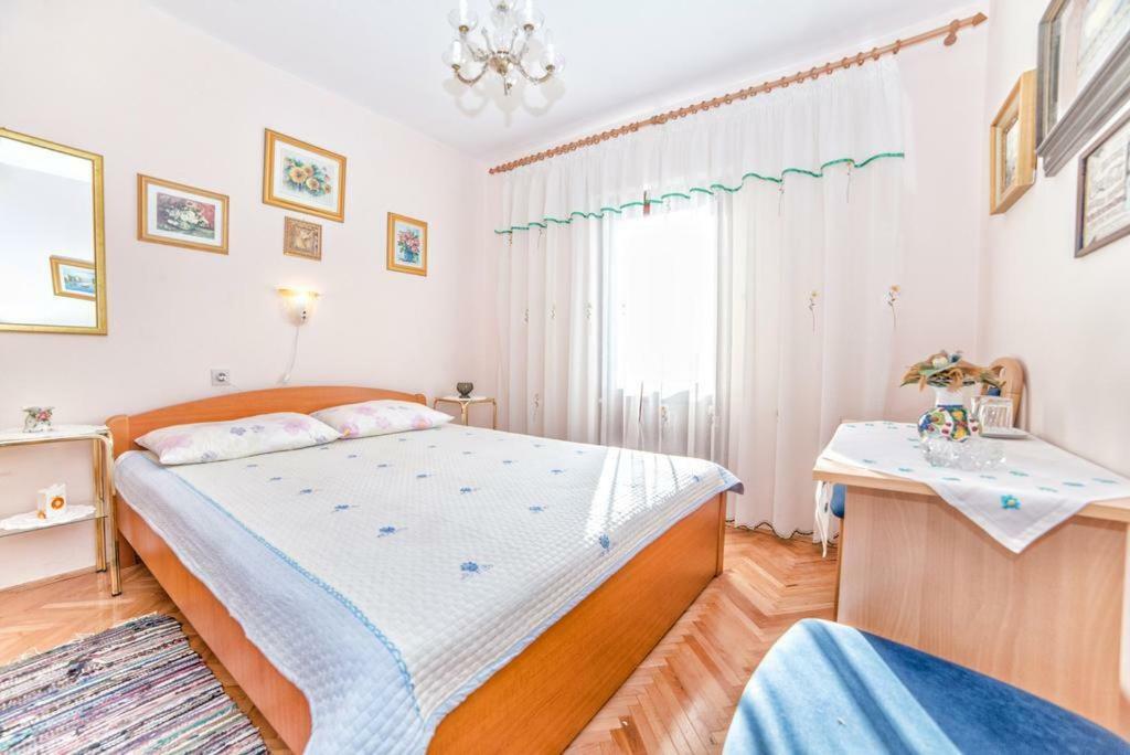 Apartments And Room Rabac 155 외부 사진