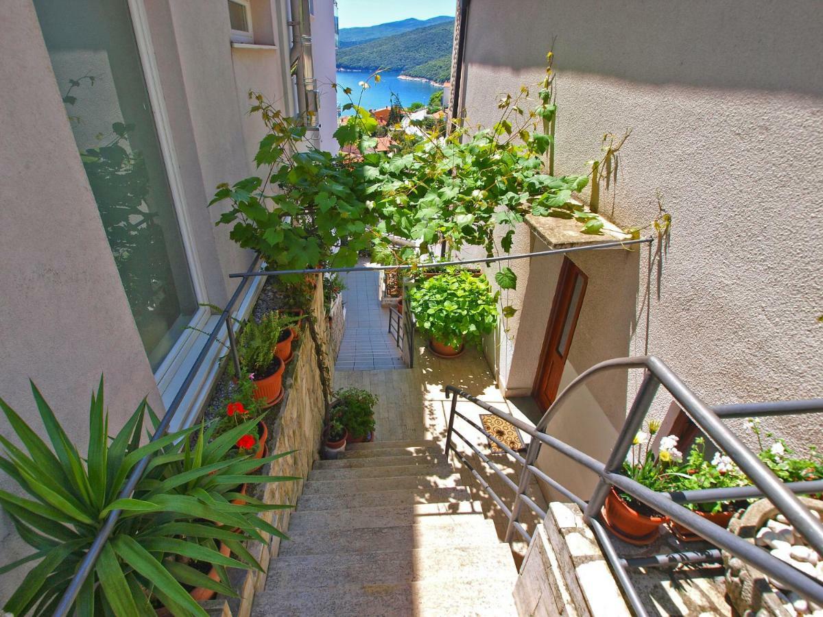 Apartments And Room Rabac 155 외부 사진